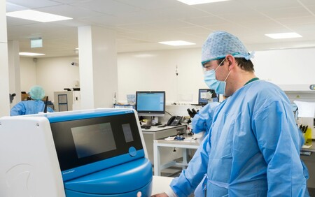 Iulian Roman in Lab