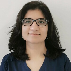 Dr Ayesha Mir
